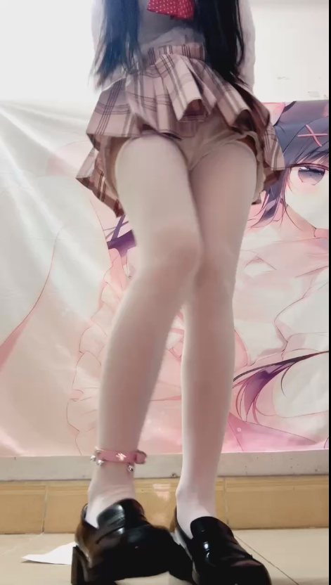 玩物直播不甜-251126 jk女孩戏要小狗【1V】【440MB百度云】