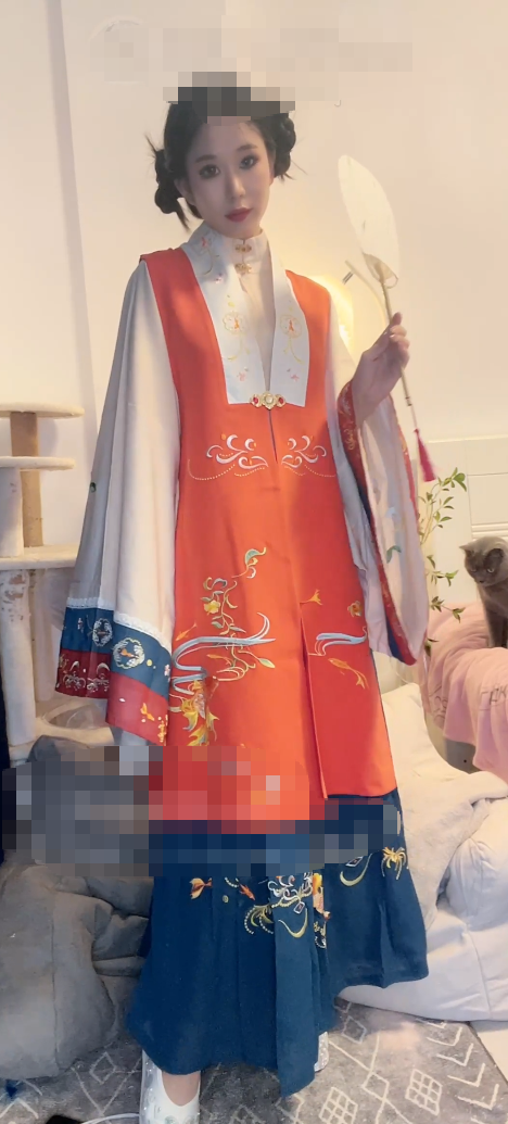 宵夜 汉服cos 【2V 1GB】