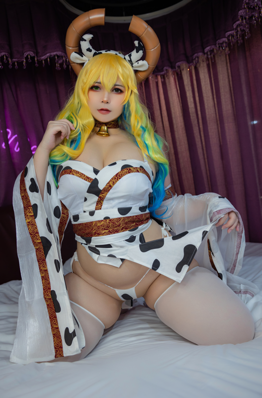 UyUy - Lucoa 【35P 4V 557MB】