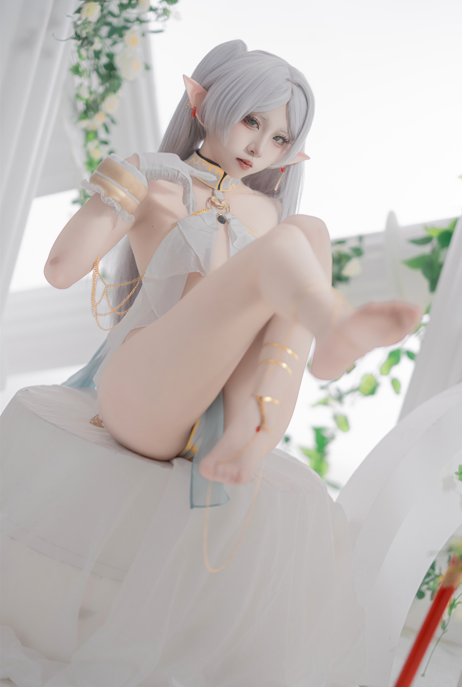 【足控福利】纸悦Etsu_ko - 葬送的芙莉莲 芙莉莲 舞娘 【73P 1GB】