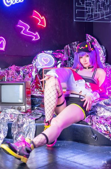 Atsuki - BREAK YOUR SUITE 【459P 440MB】