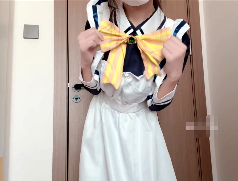 元元 四季夏目 白虎嫩妹cos枣子姐自慰【1V 160MB】