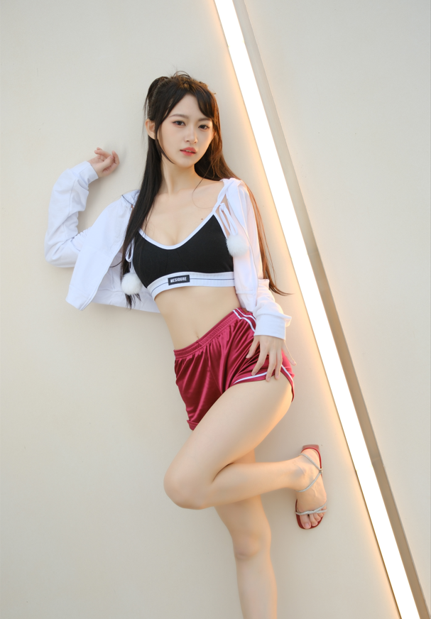 B站UP 庭树沐年 充电福利写真及其他合集 【182P24V2.03G】