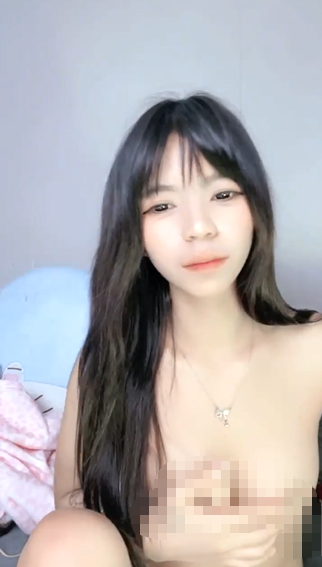 甜美学妹~!跳蛋狂震~道具抽插~流浆5v