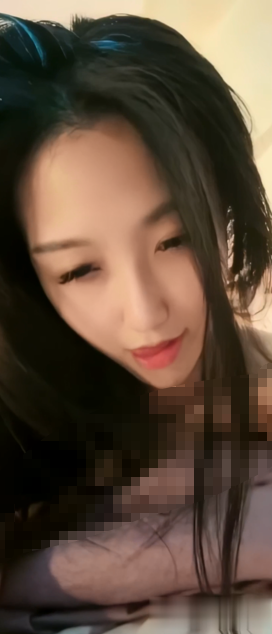 快手泄密！【诗轩】被土豪攻陷