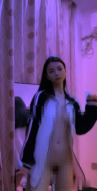 【安慕曦】超专业动感舞姿，奶子坚挺活力超弹