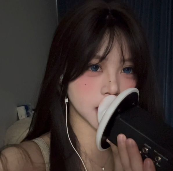 啵啵眠眠  恶龙咆哮1V743M百度盘