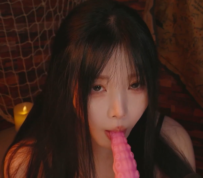 Yoonying 大航海時代🏴‍☠️1V878M百度盘
