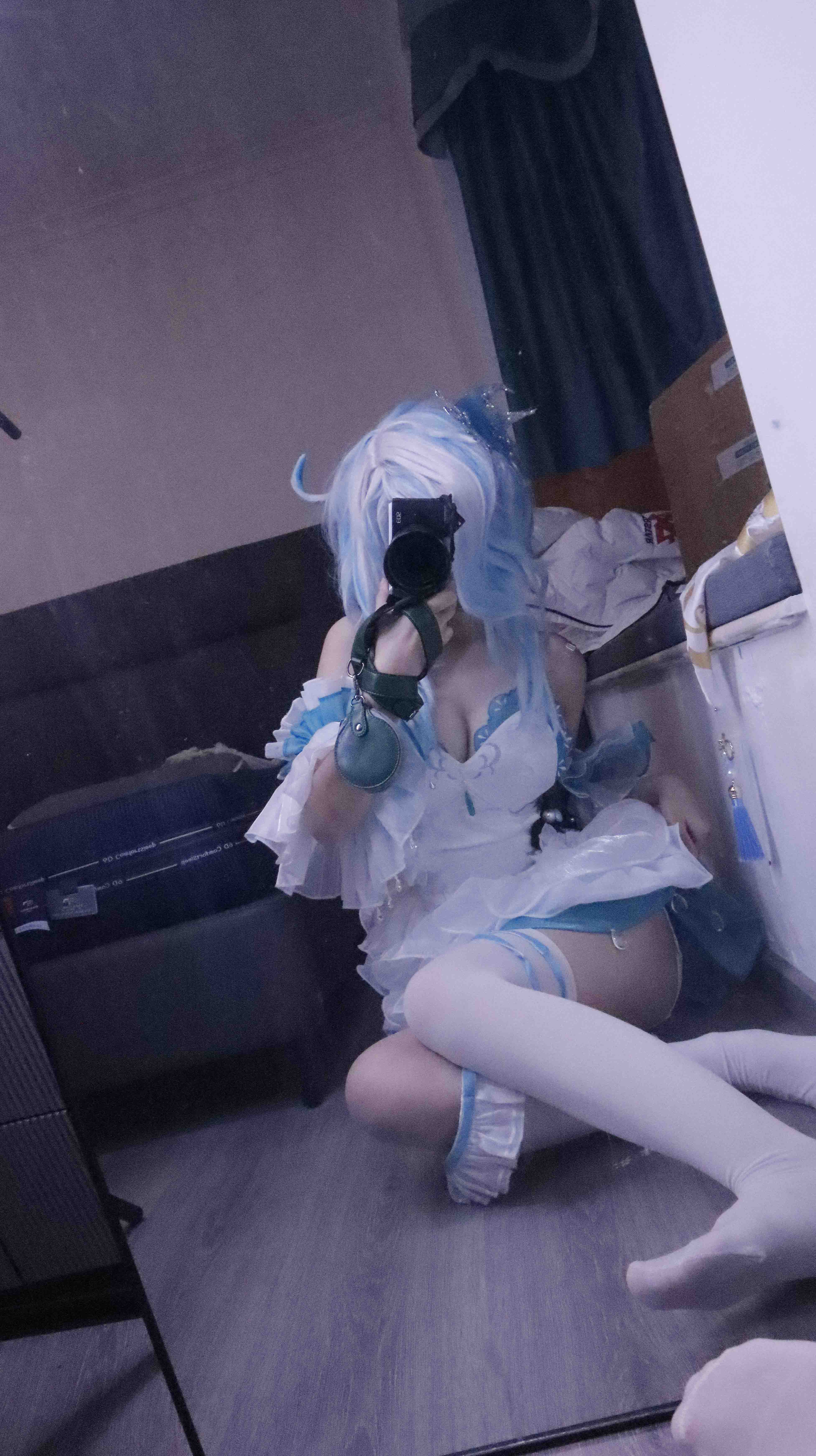 【新】b站up主棍之勇者伊蕾娜-芙宁娜人鱼+甘雨魅魔【111P】【1.49Gpikpak盘】