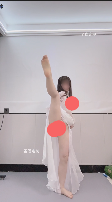 【新】小乔（以安）-春节长时定制裸舞【979MBpikpak盘】