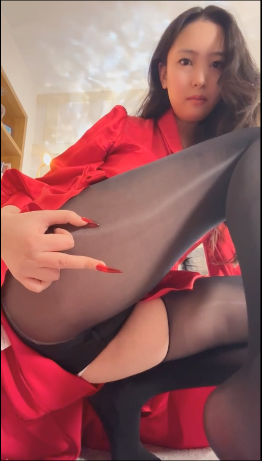 玩物直播佳禾小妈-251203 红绿灯恶毒后妈素颜寸止臀榨【1V】【521MB百度云】