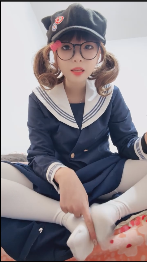玩物直播黑心小魔女-251207 jk女主【1V】【611MB百度云】