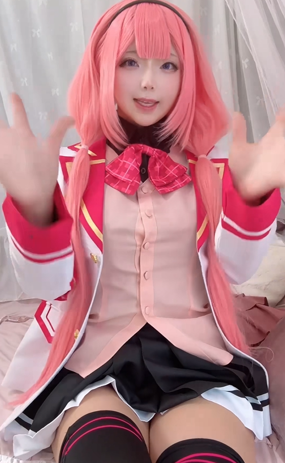 chuchu 周央珊瑚Cosplay(去码) 【1V390M】