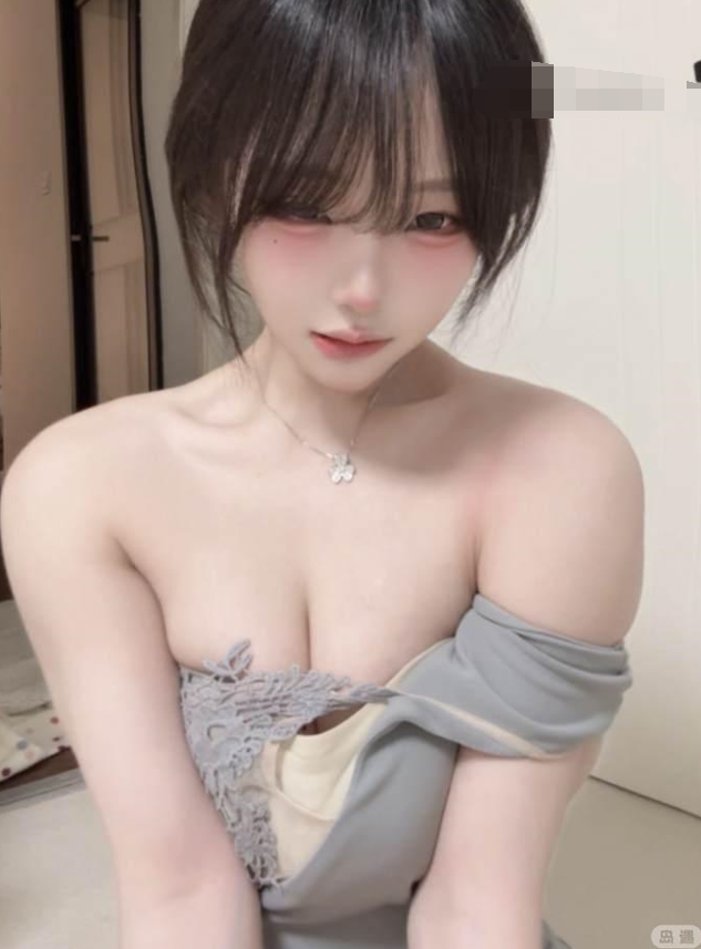 抖音 童锣烧 最新制服丝袜诱惑视图合集 【590P326V2.02G】