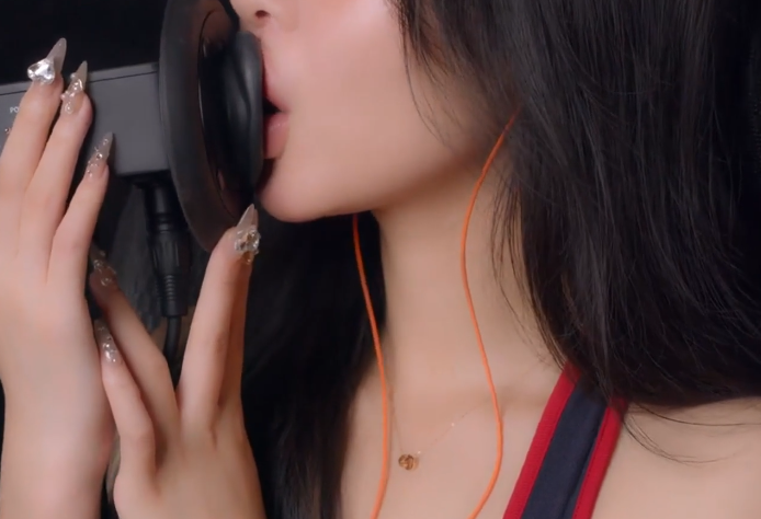 小萌 深夜哄睡2     1V360M百度盘
