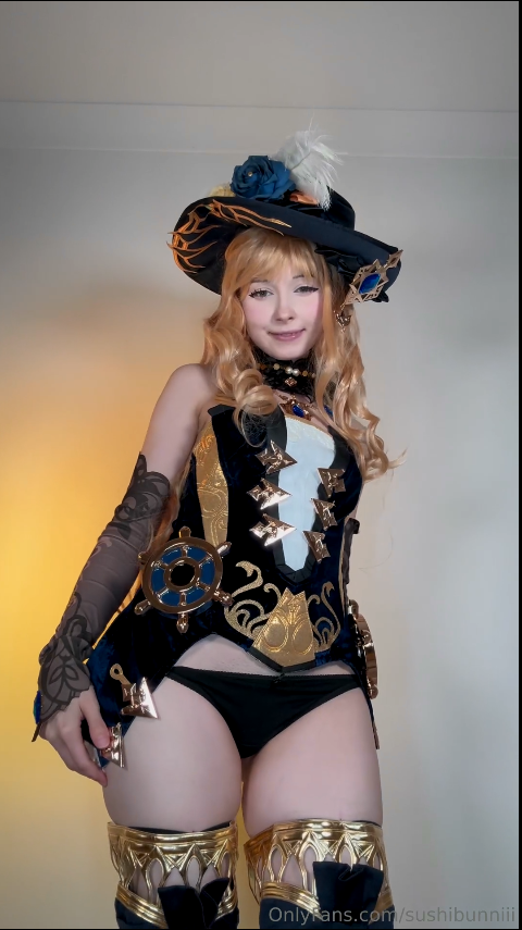 SushiBunniii 娜维娅 Cosplay 【231m】