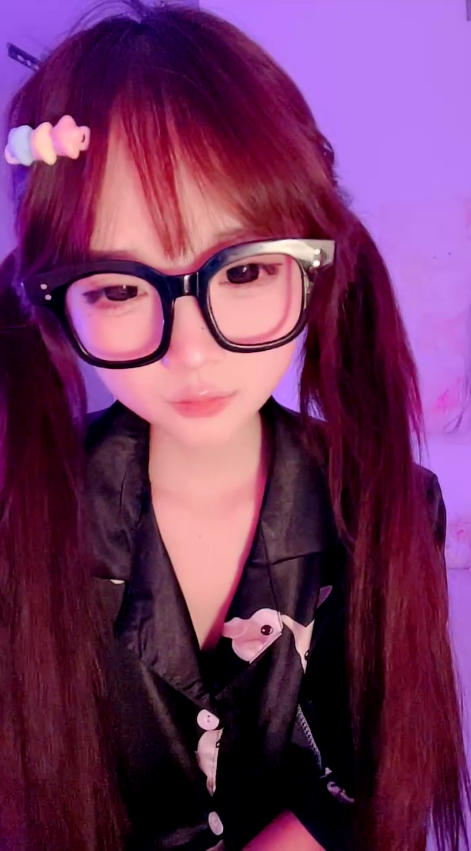系小狗 七彩id717630986 双马尾露脸直播录屏 【1.11g】