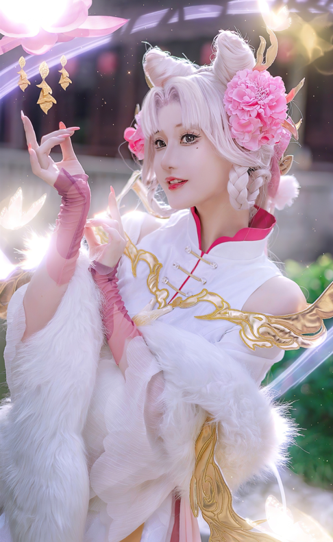 露兒大魔王 正经cos写真合集下载 17套 【263P1.91G】