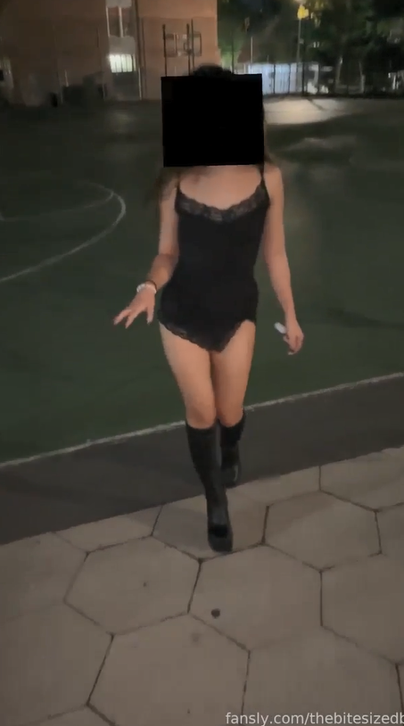 【Thebitesizedbitch】露出无套野战喝尿调教