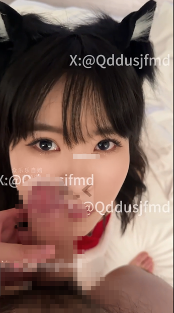 00后情侣原创记录，分享158反差女友，【拜托了请和我交往】，完美露脸，红色新年装白色丝袜，清纯可爱