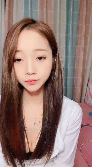 校园美女【符真】白月光女神 甜美尤物 白皙酥胸 近距特写 跳蛋狂震流白浆