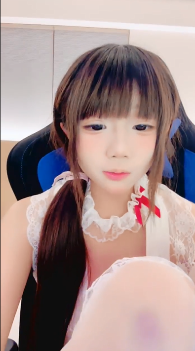 【妹宝】俏皮萝莉 逼抽香烟 捆绑调教 抠挖蹂躏 道具自慰 喷水 无套啪啪