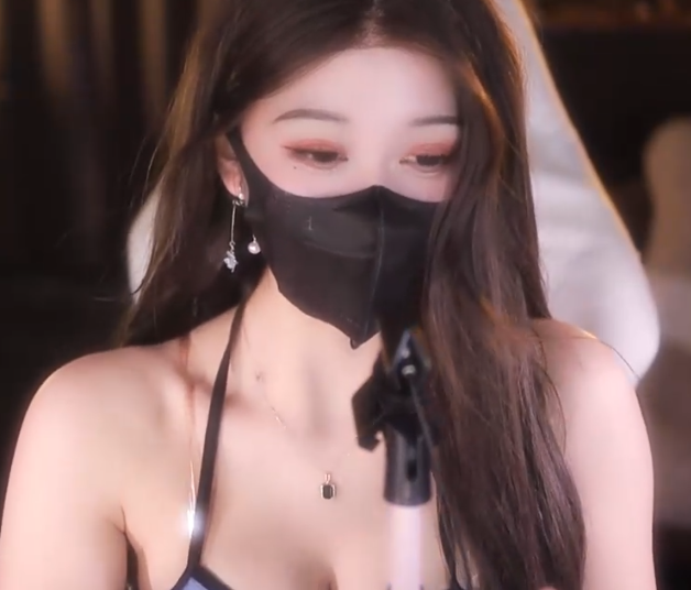 清清睡不醒_呀_40离异带2娃坚持直播_20260318 1V988M百度盘