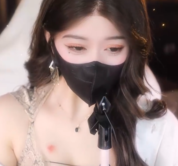 清清睡不醒_呀_40离异带2娃坚持直播_20260327  1V693M百度盘