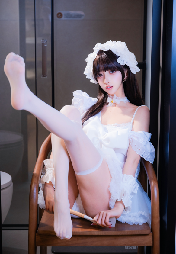 过期米线线喵 - 厨娘女仆 【21P228M】