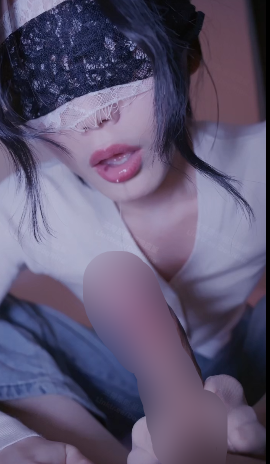 极品美少女-joioio犬九-新 白棉袜套鸡足交口交啪啪 (1V,1.25G)