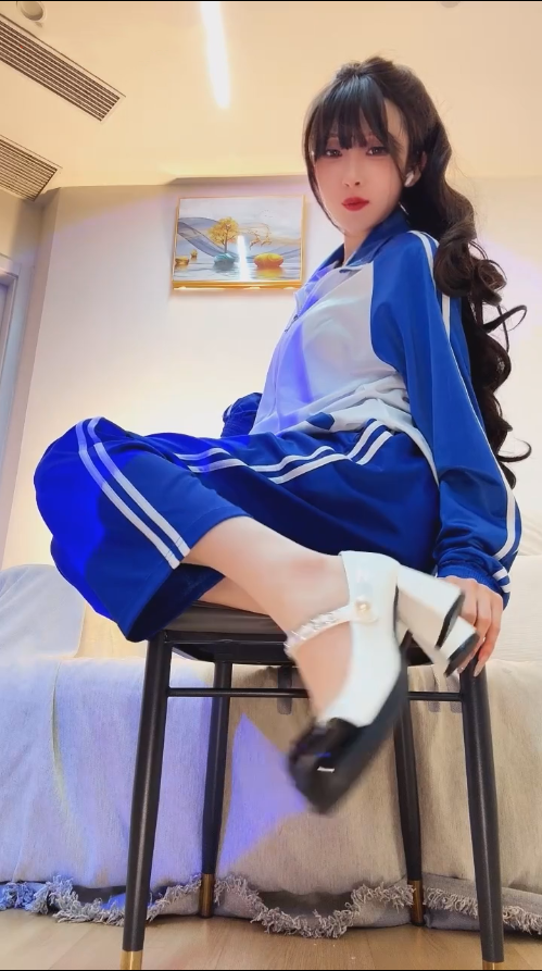 玩物直播浹佳s-251219 校园诱惑红绿灯【1V】【439MB百度云】