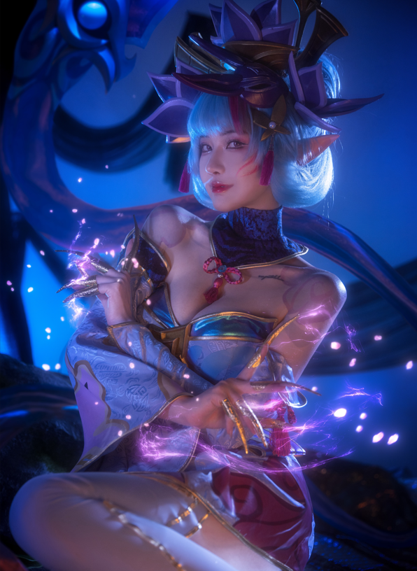露兒大魔王 正经cos写真合集下载 17套 【263P1.91G】