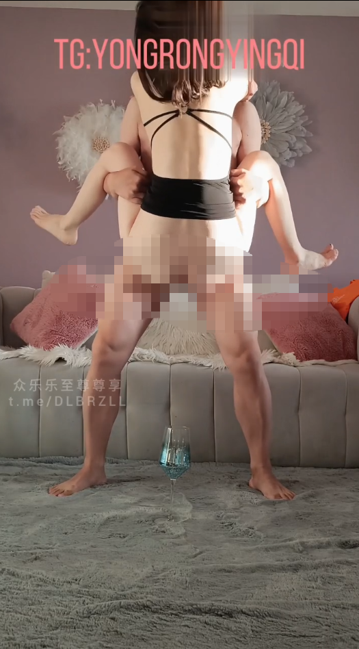 希努尔   极品人妻高脚杯接圣水！  【1V 669MB】
