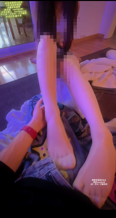 推特专攻嫩妹的约炮大神 农村人 VIP群新作福利 拿下两个高颜值学妹 忒好撩了也很听话 叫干啥干啥 大肥臀骑乘插进去真的爽 都不舍得射出来 【2V 479MB】