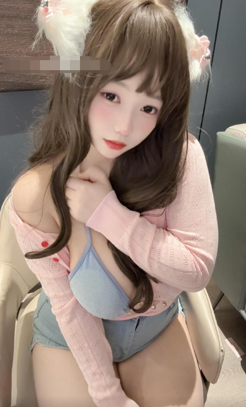 抖音肥臀 可爱多多杨 最新各种制服视图合集 【1218P114V4.44G】