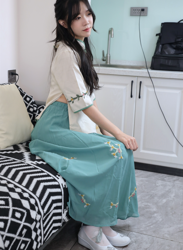 绮梦摄影 yuuu 白青汉服白袜布鞋 【160P1V4.8G】