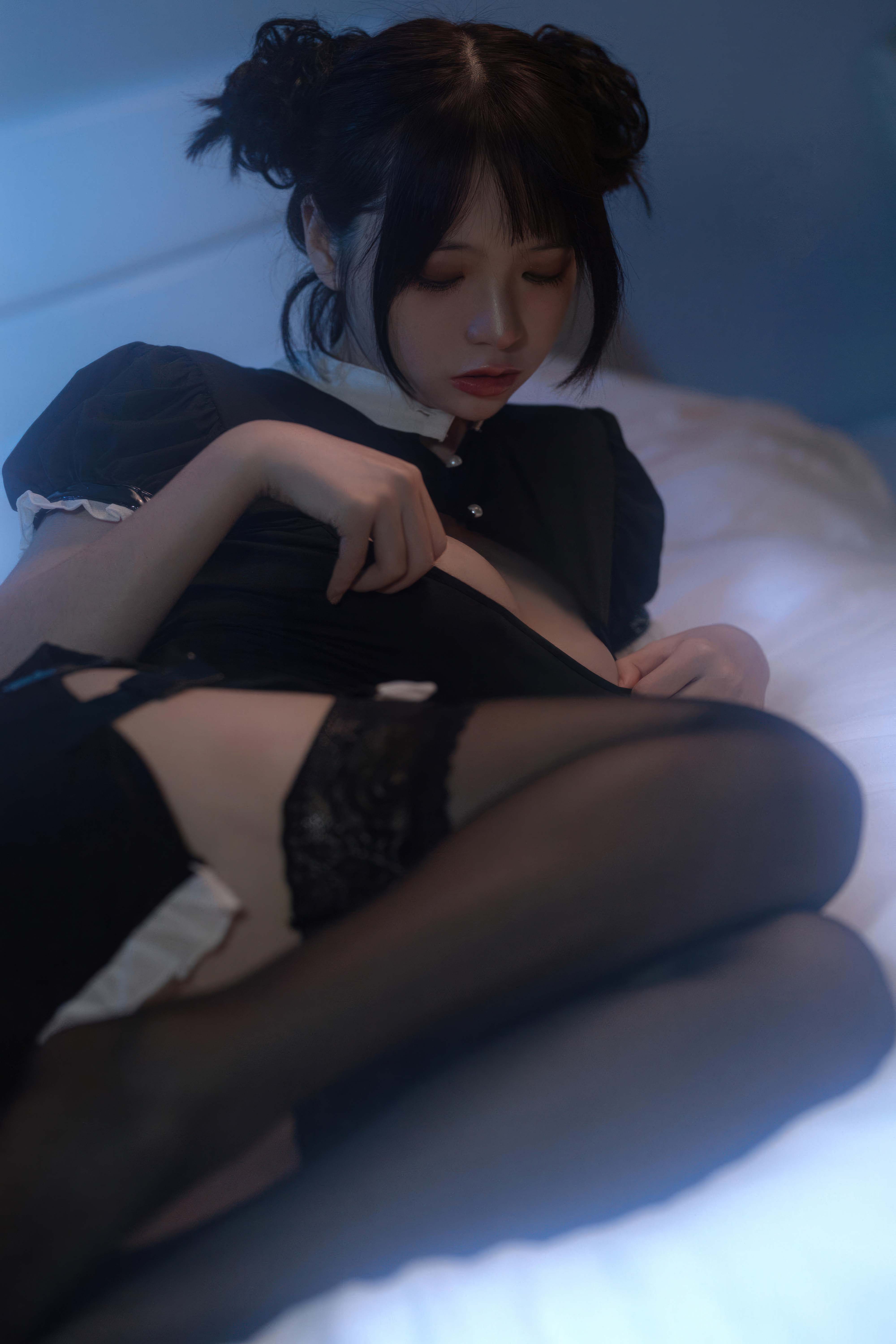 【新】疯猫ss-黑色护士【40P】【371MBpikpak云盘】