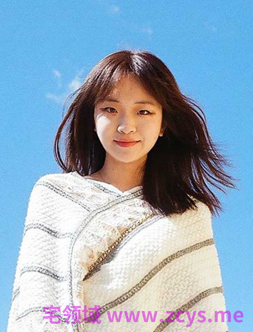 丹凤眼小仙女初尝禁果 超美清纯学生妹情侣私拍 4P 1V 321M