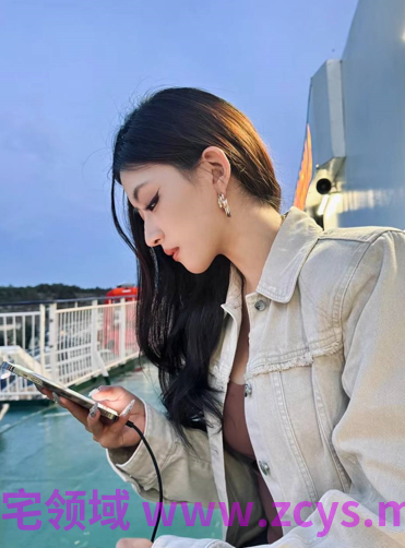 南艺舞蹈系【邓亚丽】露脸自拍流出 14p 18v 1.23g