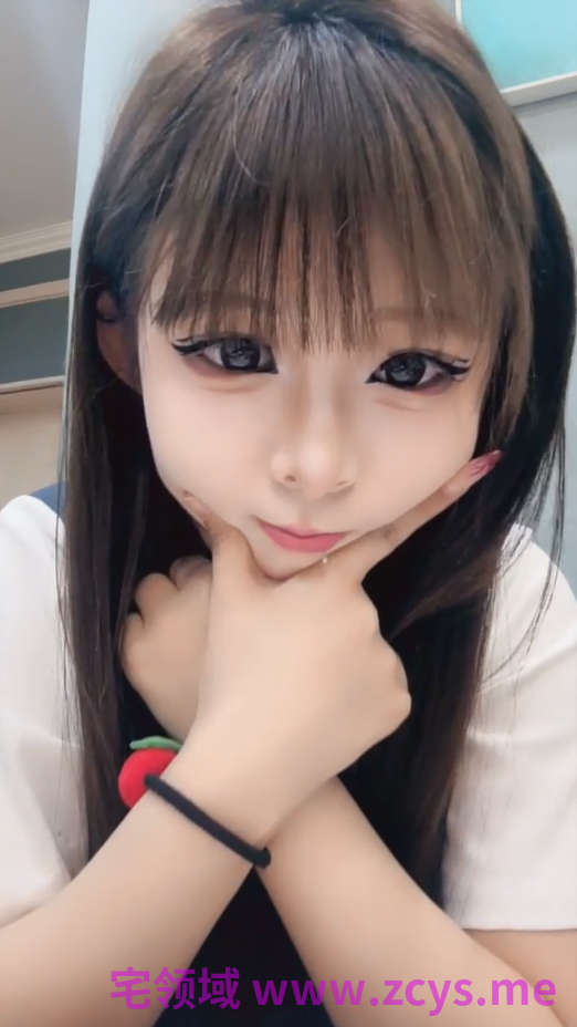 幼崽少萝  直播无套啪啪内射 【4v】【2.45g】