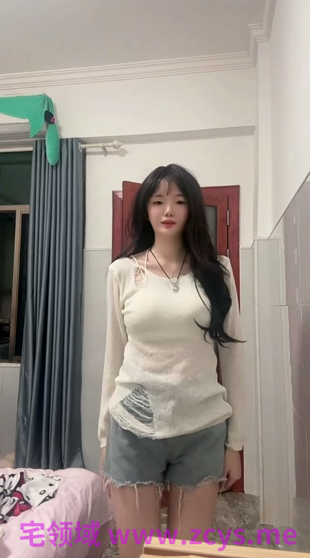 快手精神小妹自慰流出 1p 4v 133m