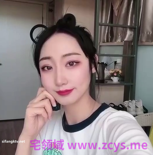 苗条少妇苗芳芳居家性爱全裸走台步泄密19v 142p 1.22g
