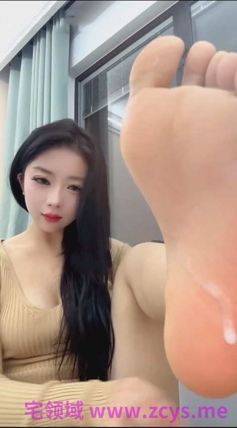 玩物直播冰月s-251228 爬进来狗狗舔肉丝脚体验口水喷脸的视觉体验【1V】【457MB百度云】