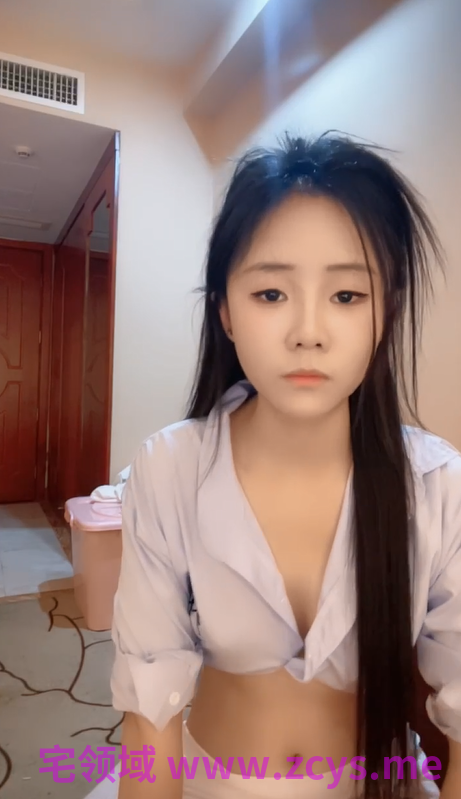 学妹小女神【橙橙呀】长的真好看 长腿美乳嫩穴 脱光光揉逼掰穴完美展现【3v】