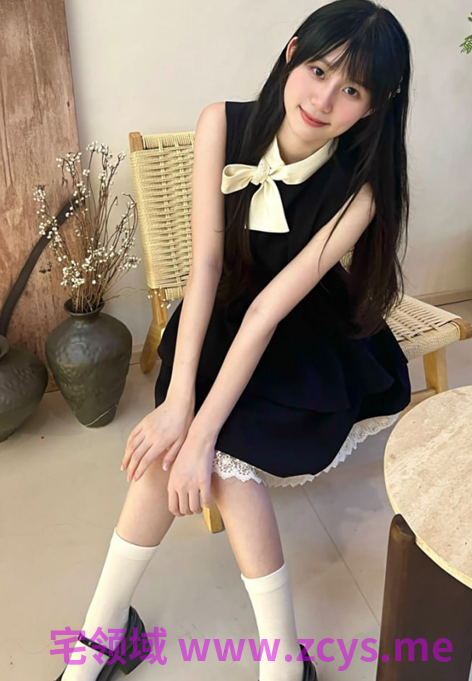 郑州大学清纯女神姚凯萱劈腿被男友曝光照片及私密视频_buff叠满1v3p22m