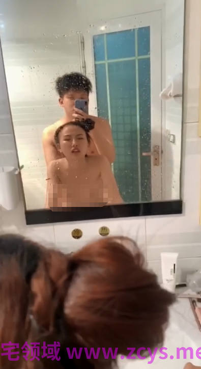 【苹果原相机云端泄密】重庆露脸美女小姐姐，极致反差青春气质，床上束缚蒙眼是爸爸的小母狗，无水印原版【0.97g】