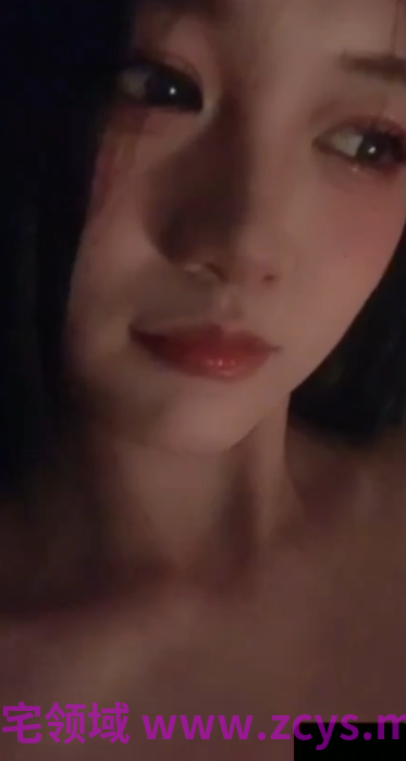困困猫 高颜值美女网红，情趣骚舞 +娇嫩女大定制视频 4V460M P盘