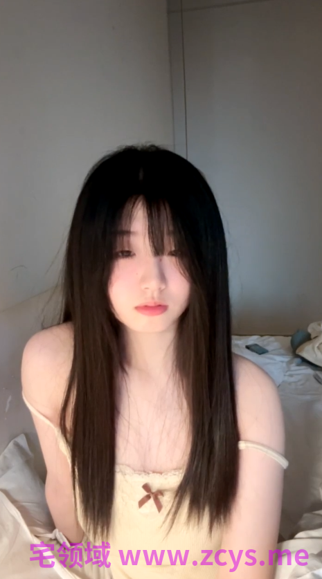 新人清纯软妹【初楚宝贝】极品美乳又白幼嫩 逼逼超粉 扣穴自慰 【3v】