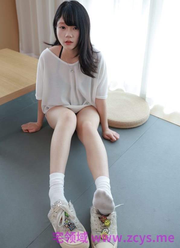 IMZSOCK爱美足 - 瀚瀚 - 性感热裤棉袜裸足 【212P1V1.2G】