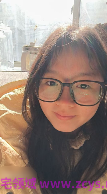 微胖眼镜妹，骚是真的骚5v9p365m